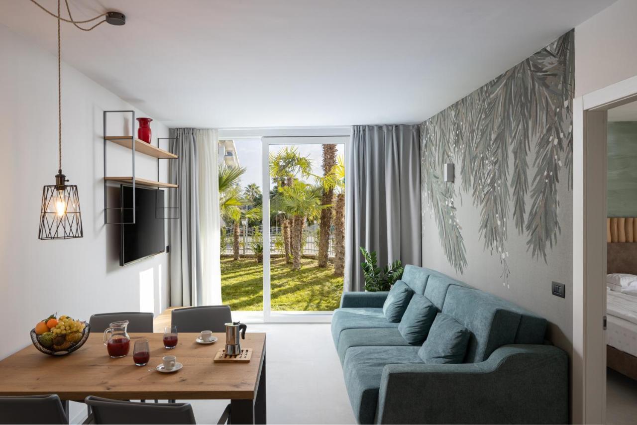 Aris Apartments & Sky Pool - Tonelli Hotels - Adult Friendly Riva del Garda Cameră foto