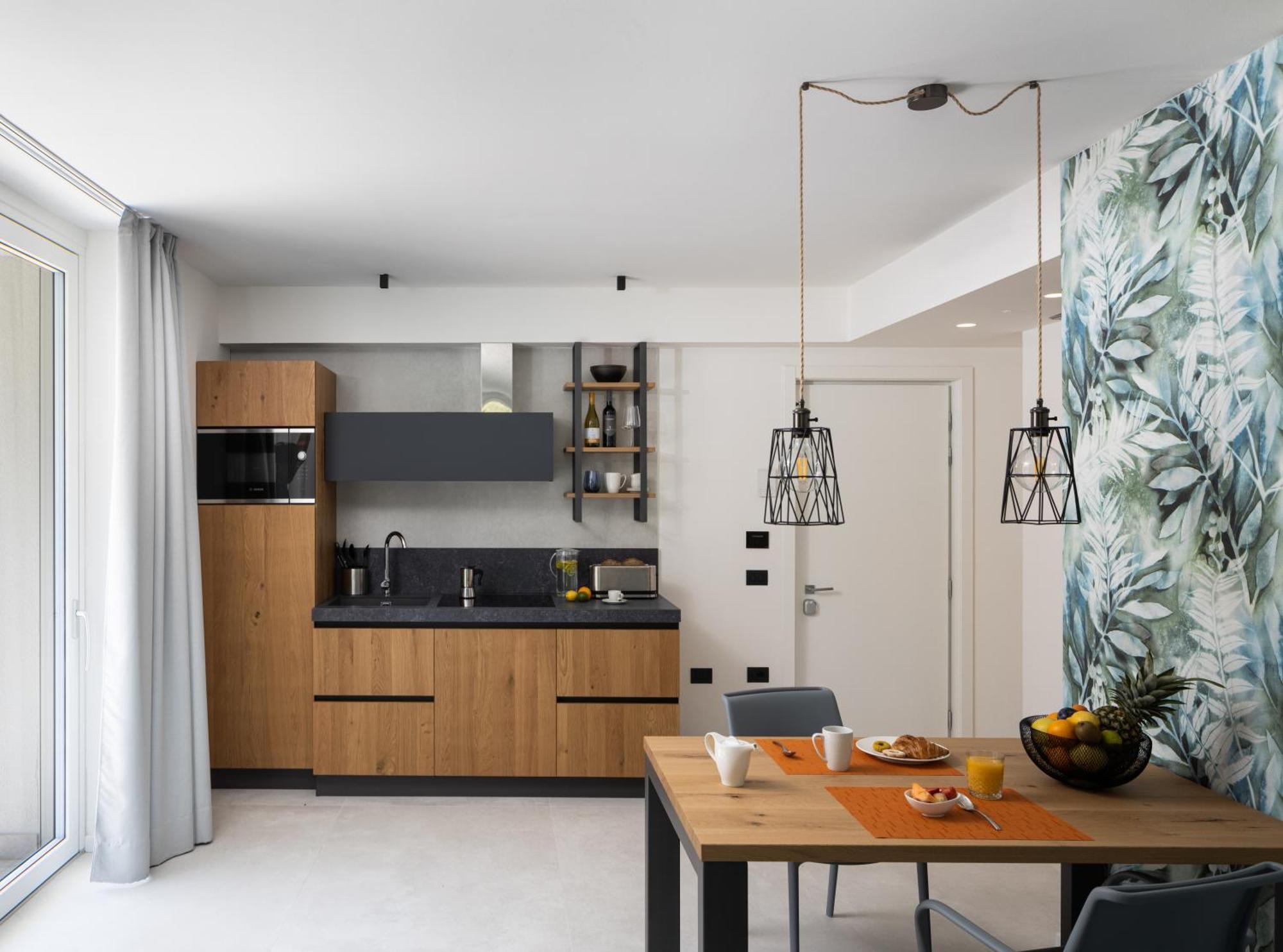 Aris Apartments & Sky Pool - Tonelli Hotels - Adult Friendly Riva del Garda Cameră foto