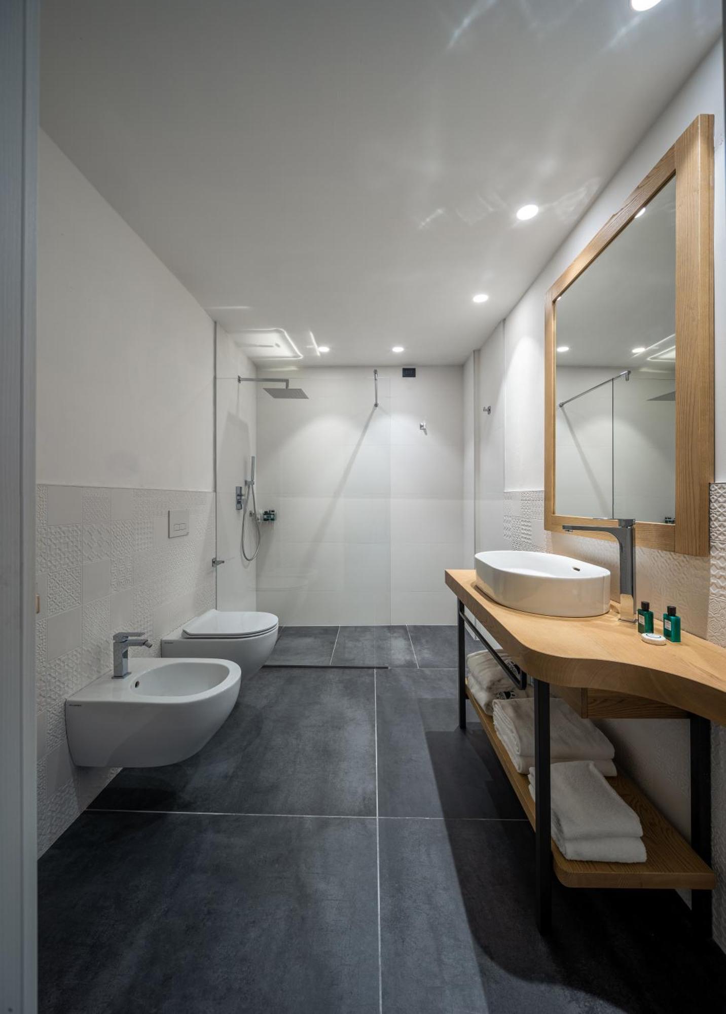 Aris Apartments & Sky Pool - Tonelli Hotels - Adult Friendly Riva del Garda Cameră foto
